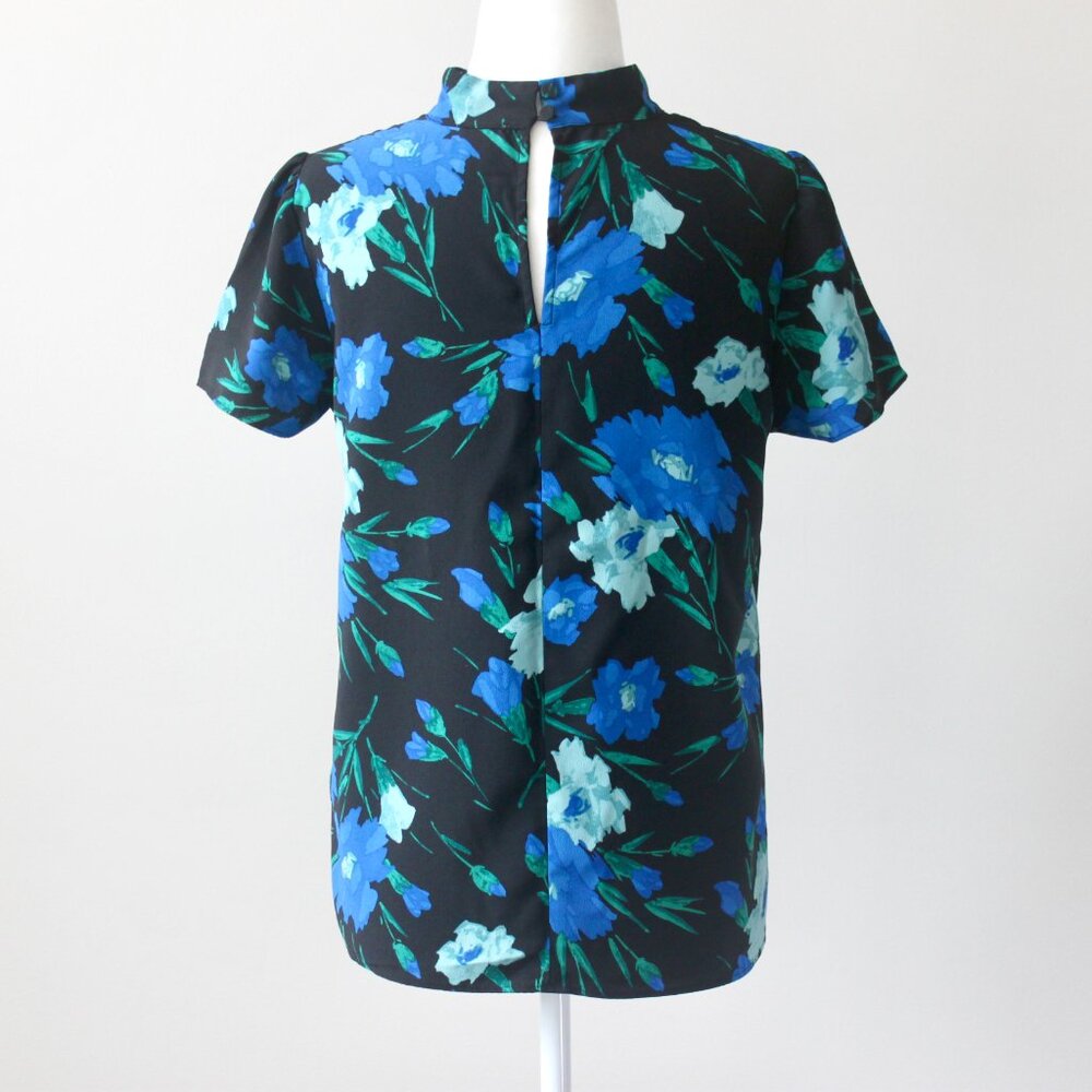 J. Crew Blue Black Floral Short-Sleeve Mock-Neck Whimsigoth Blouse Extra Small - Picture 9 of 10